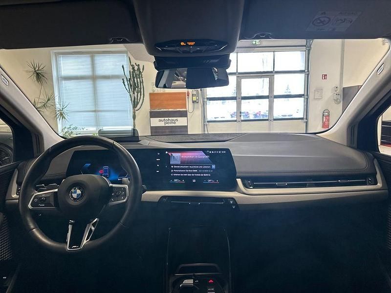 Gebraucht BMW 218 150 PS (110 kW) 2022 Schwarz Van / Kleinbus