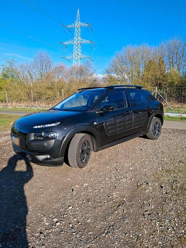 Gebraucht Citroën C4 Cactus Feel 82 PS (60 kW) 2018 Schwarz Kleinwagen
