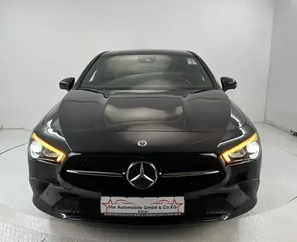 Gebraucht Mercedes CLA220 Night 190 PS (139 kW) 2023 Schwarz Limousine