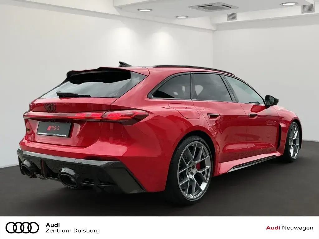 Neu Audi RS5 Sport 510 PS (375 kW) 2026 Rot Kombi
