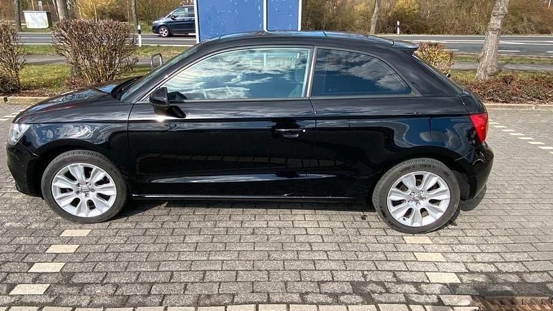 Gebraucht Audi A1 Ambition 90 PS (66 kW) 2014 Schwarz Kleinwagen