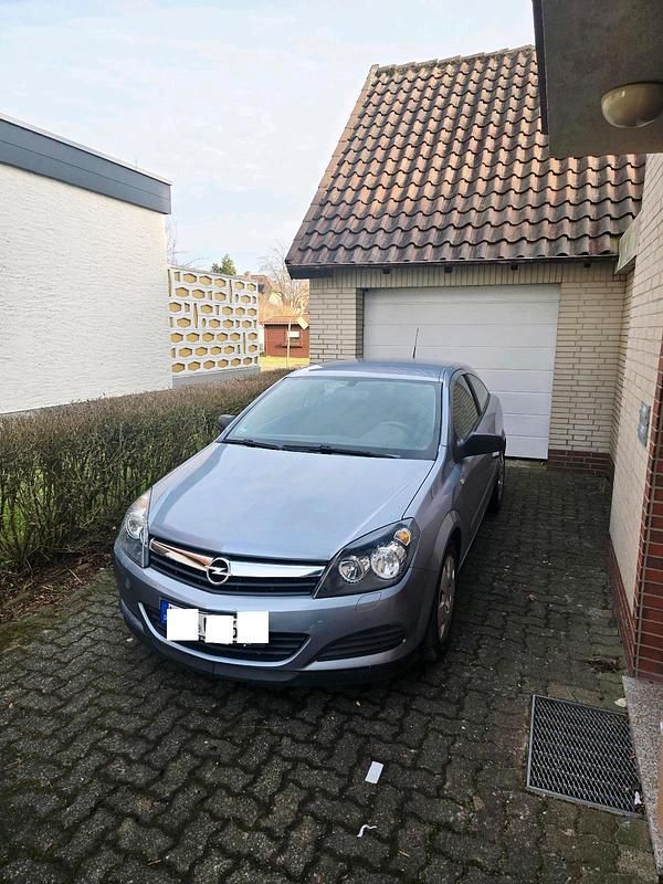 Gebraucht Opel Astra GTC 105 PS (77 kW) 2006 Grau Coupé