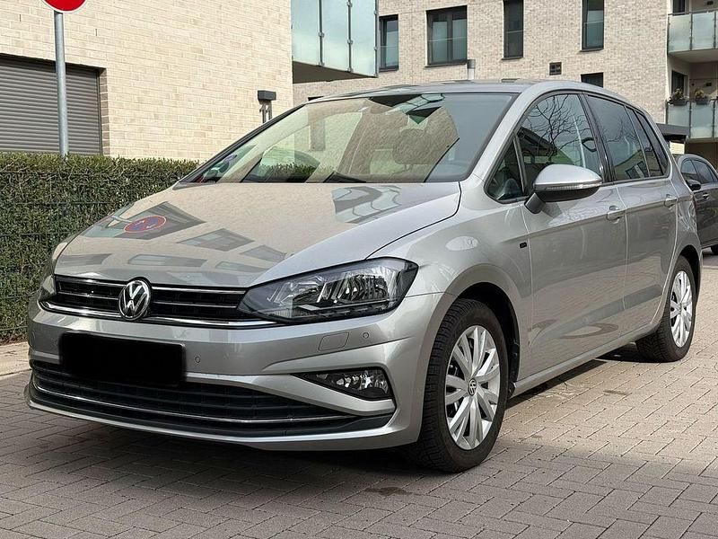 Gebraucht VW Golf VII Join 131 PS (96 kW) 2018 Tungsten silver Limousine