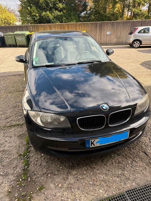Grau Gebraucht 2007 BMW 116 Kleinwagen | 3.400 € (Etwas zu teuer) - Bild 1/4