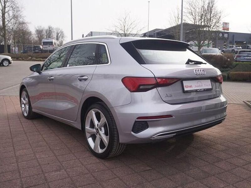 Gebraucht Audi A3 Comfort 150 PS (110 kW) 2022 Silber Limousine