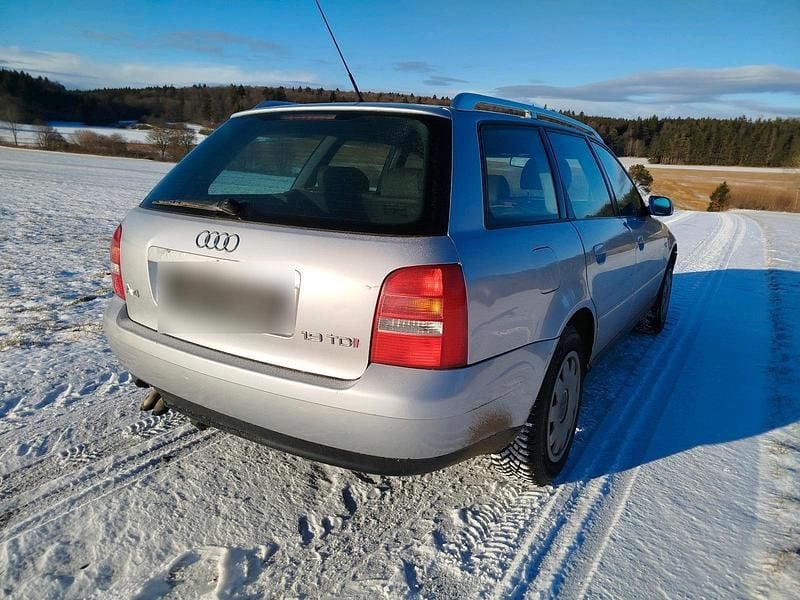 Gebraucht Audi A4 115 PS (84 kW) 2001 Silber Kombi