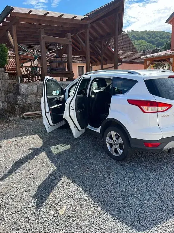 Gebraucht Ford Kuga SYNC Edition 150 PS (110 kW) 2016 Weiß SUV