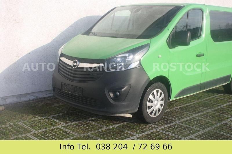 Gebraucht Opel Vivaro 95 PS (69 kW) 2019 Weiß Van / Kleinbus