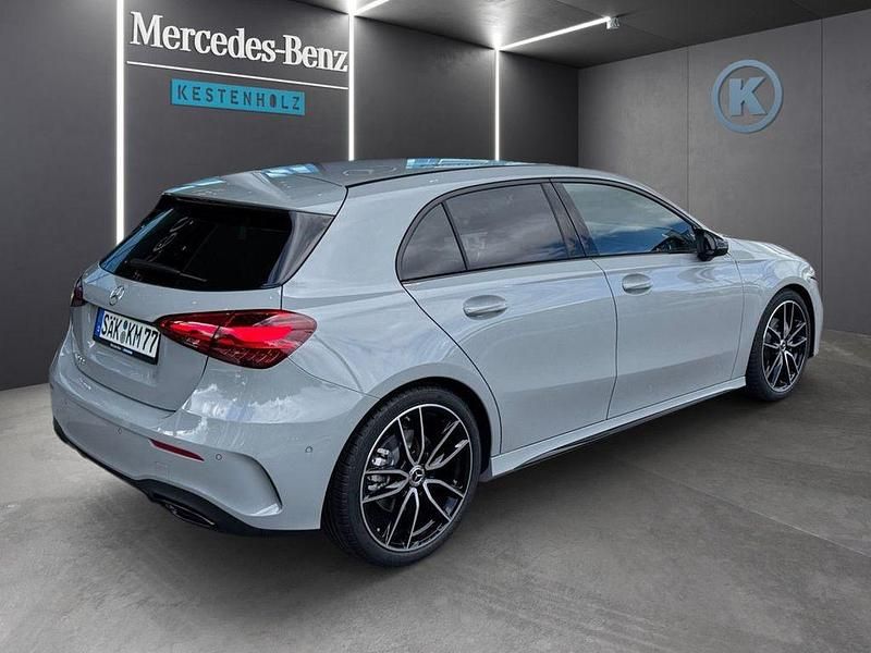 Gebraucht Mercedes A200 AMG 222 PS (163 kW) 2025 Grau Limousine