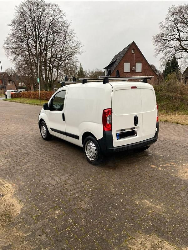 Gebraucht Peugeot Bipper 75 PS (55 kW) 2012 Weiß Van / Kleinbus