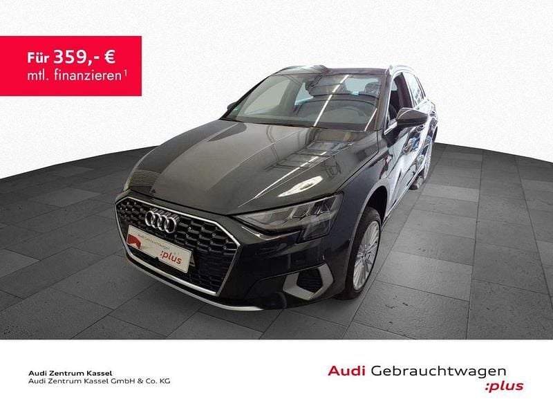 Grau Gebraucht 2022 Audi A3 Sportback e-tron Limousine | 27.990 € (Etwas zu teuer) - Bild 1/3