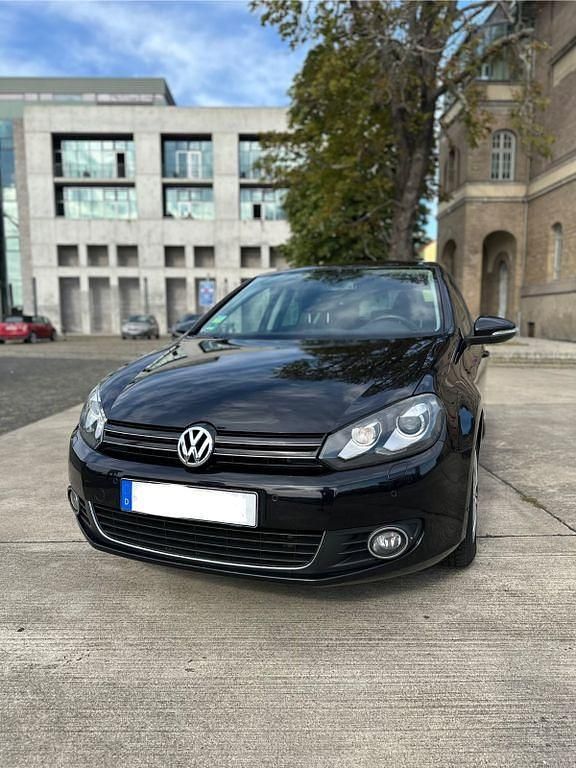 Schwarz Gebraucht 2010 VW Golf VI Highline Limousine | 5.500 € (Fairer Preis) - Bild 1/4