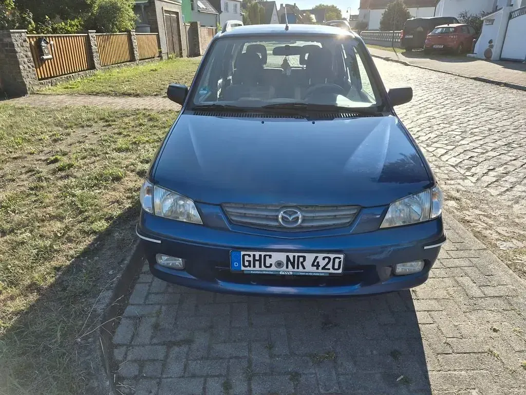 Gebraucht Mazda Demio 63 PS (46 kW) 2000 Blau Kleinwagen