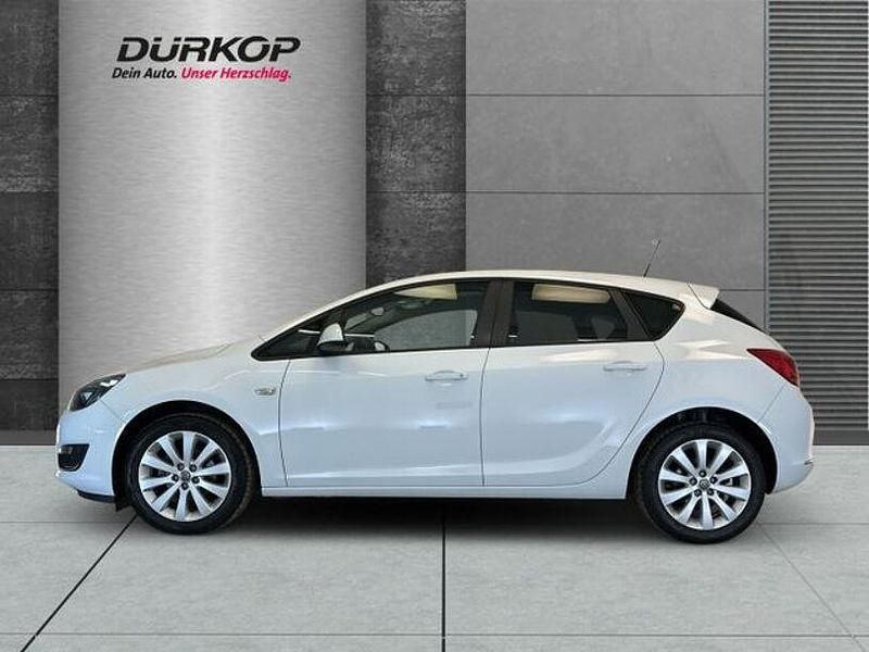 Gebraucht Opel Astra Style 116 PS (85 kW) 2014 Schneeweiß Limousine