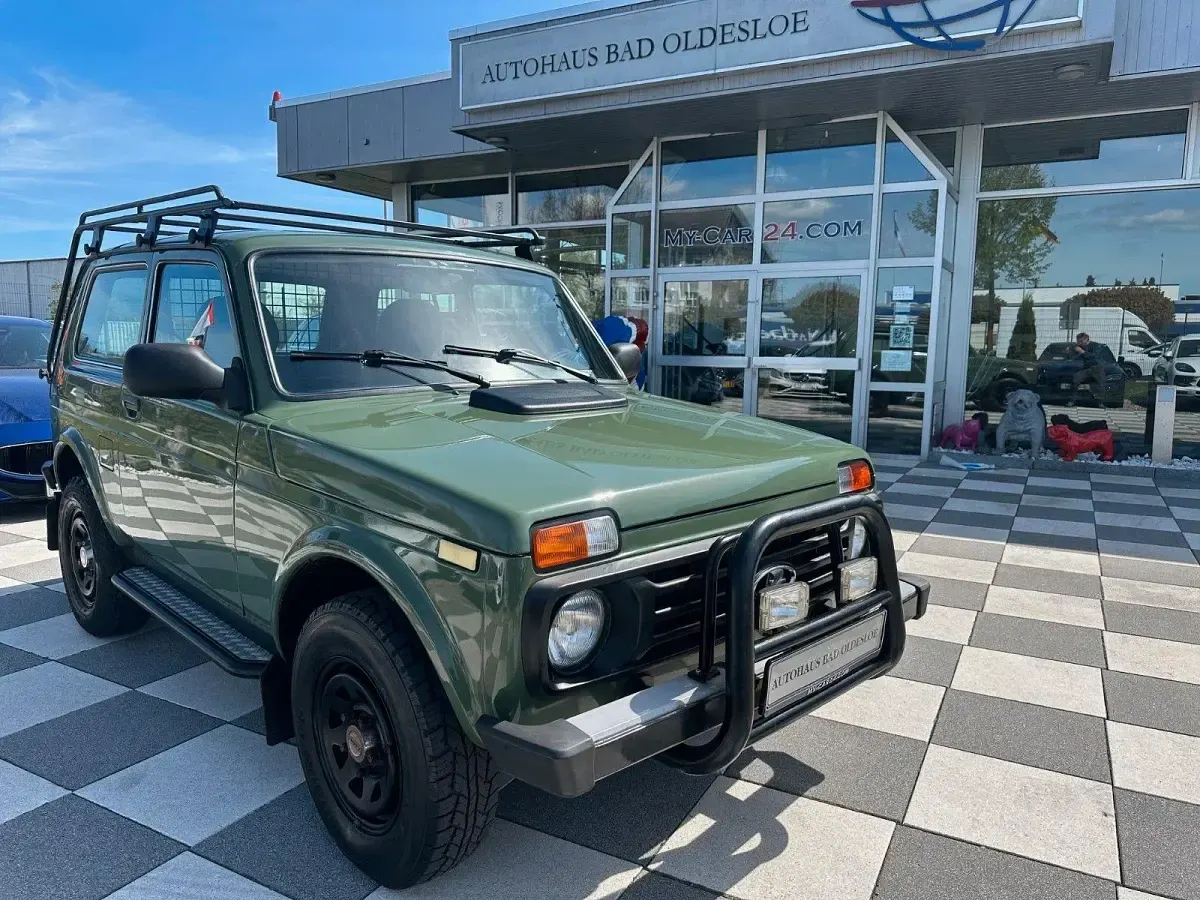 Second-hand Lada Taiga 83 CP (61 kW) 2017 Verde SUV
