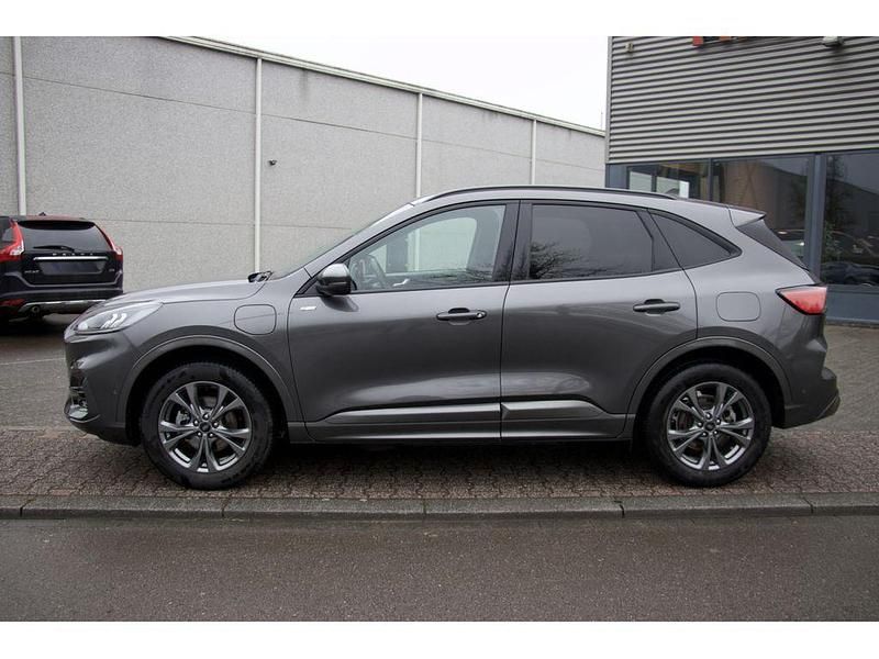Gebraucht Ford Kuga ST-Line 224 PS (164 kW) 2024 Grau SUV