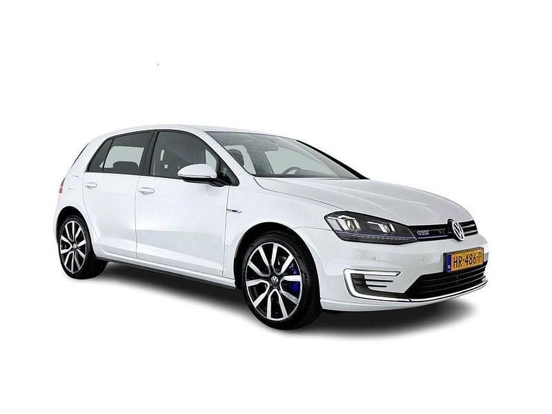 Weiß Gebraucht 2015 VW Golf GTE Limousine | 8.945 € (Fairer Preis) - Bild 1/4