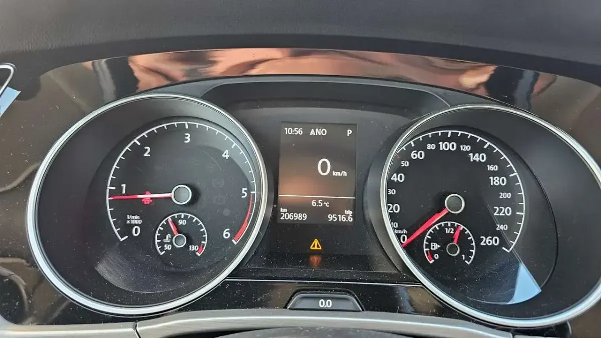 Gebraucht VW Touran 150 PS (110 kW) 2017 Weiß Van / Kleinbus