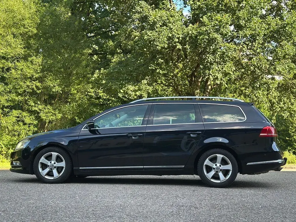 Gebraucht VW Passat Highline 177 PS (130 kW) 2013 Schwarz Kombi