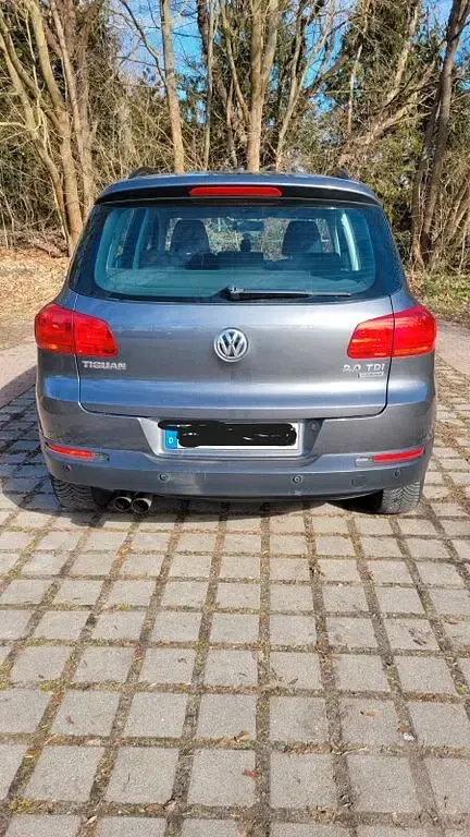 Gebraucht VW Tiguan Trendline 140 PS (102 kW) 2013 Grau SUV