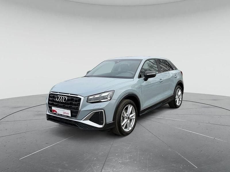 Gebraucht Audi Q2 S-Line 150 PS (110 kW) 2025 Pfeilgrau perleffekt SUV
