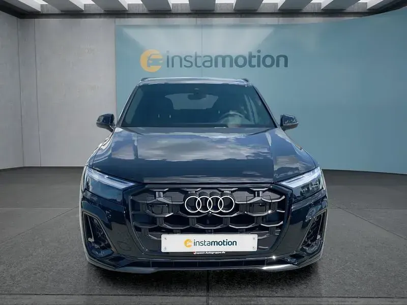 Gebraucht Audi Q7 489 PS (359 kW) 2026 Schwarz SUV
