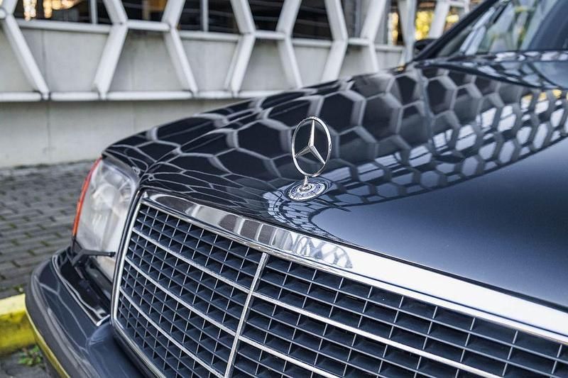 Gebraucht Mercedes S500 320 PS (235 kW) 1992 Schwarz Limousine