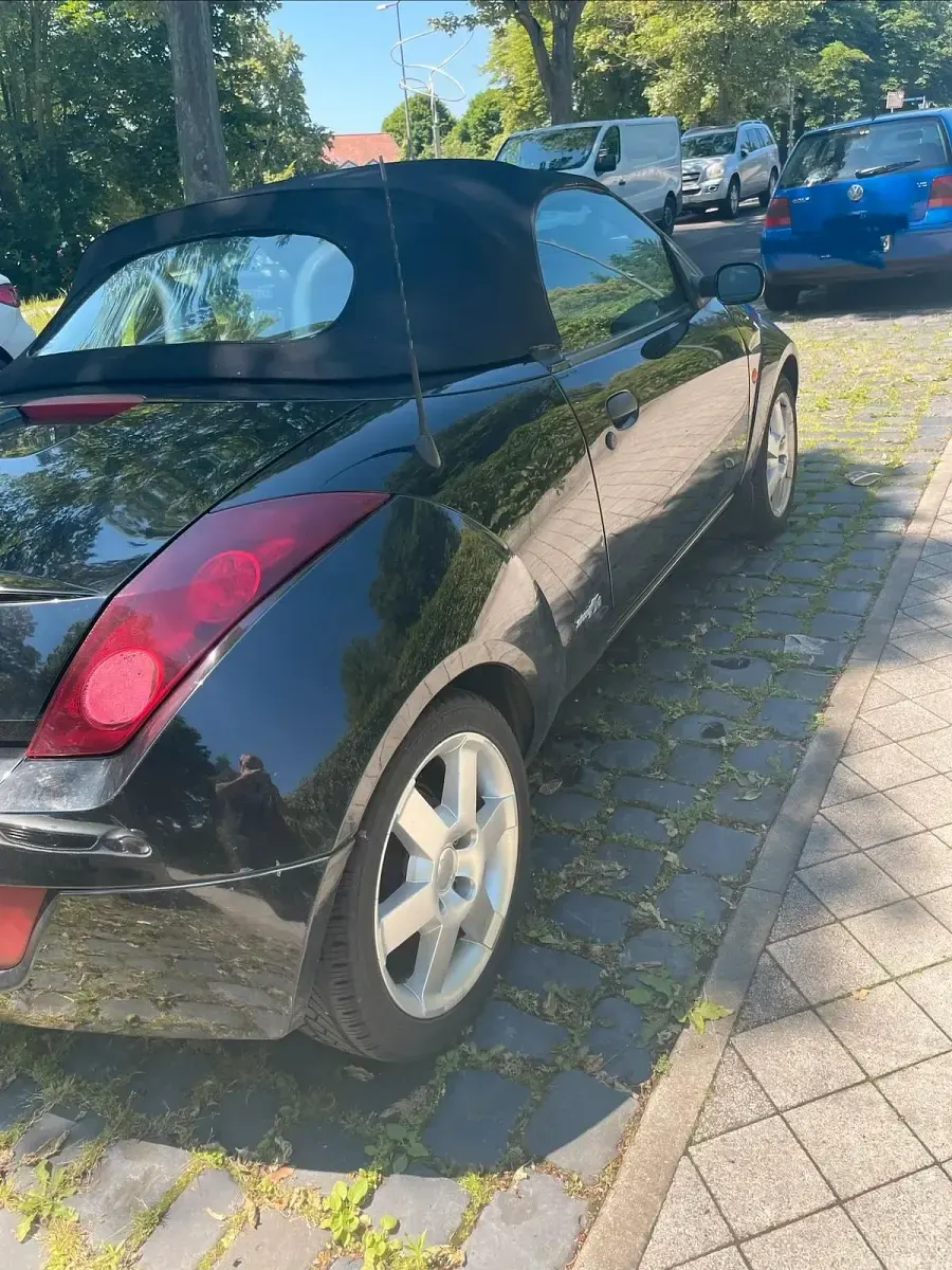 Gebraucht Ford StreetKa 95 PS (69 kW) 2004 Schwarz Cabrio