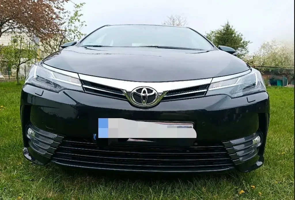Gebraucht Toyota Corolla Executive 132 PS (97 kW) 2017 Limousine