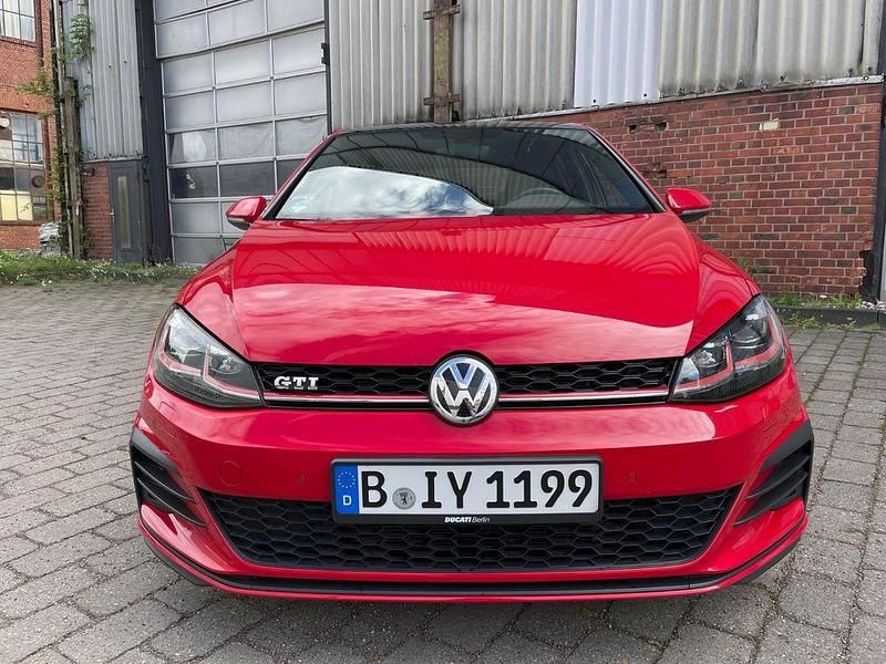 Gebraucht VW Golf VII GTI 310 PS (228 kW) 2018 Rot Limousine