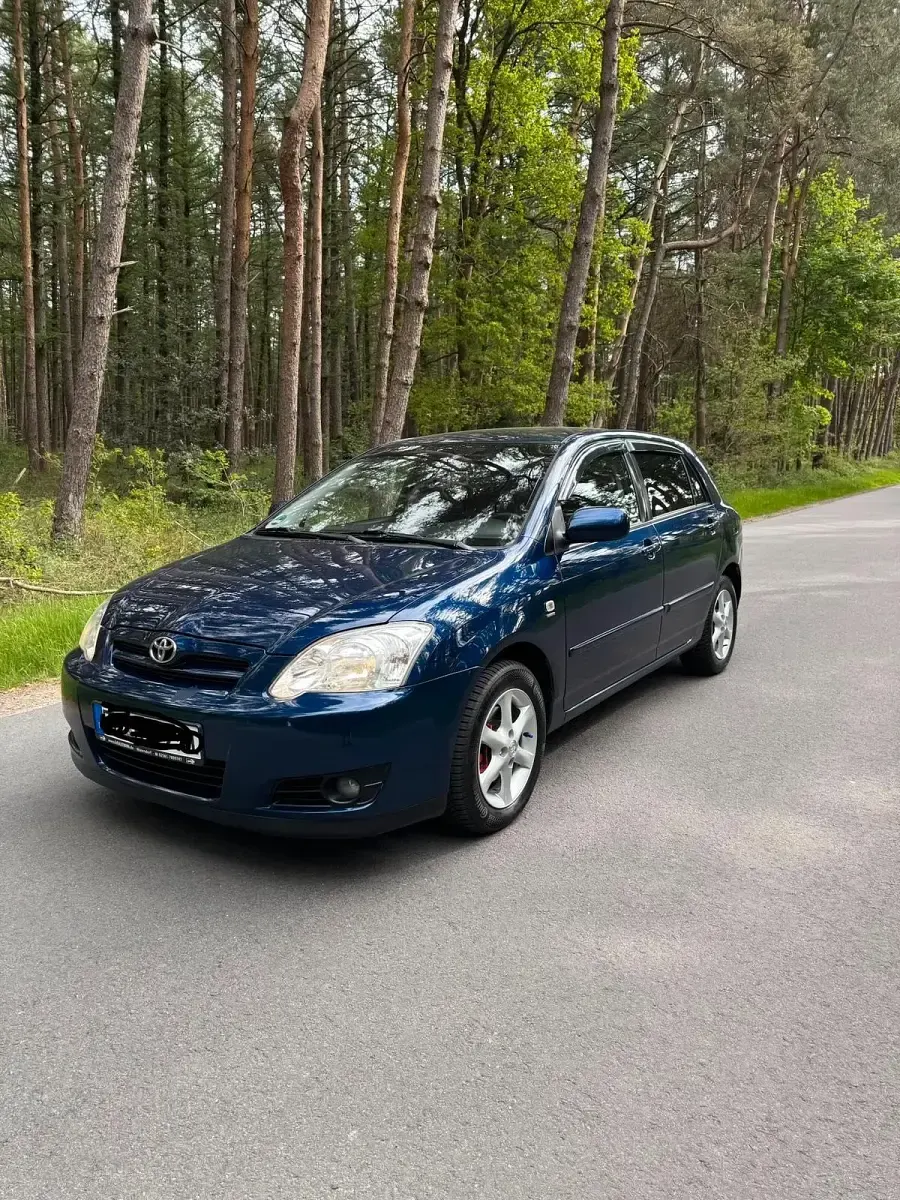 Gebraucht Toyota Corolla 116 PS (85 kW) 2006 Blau Kleinwagen