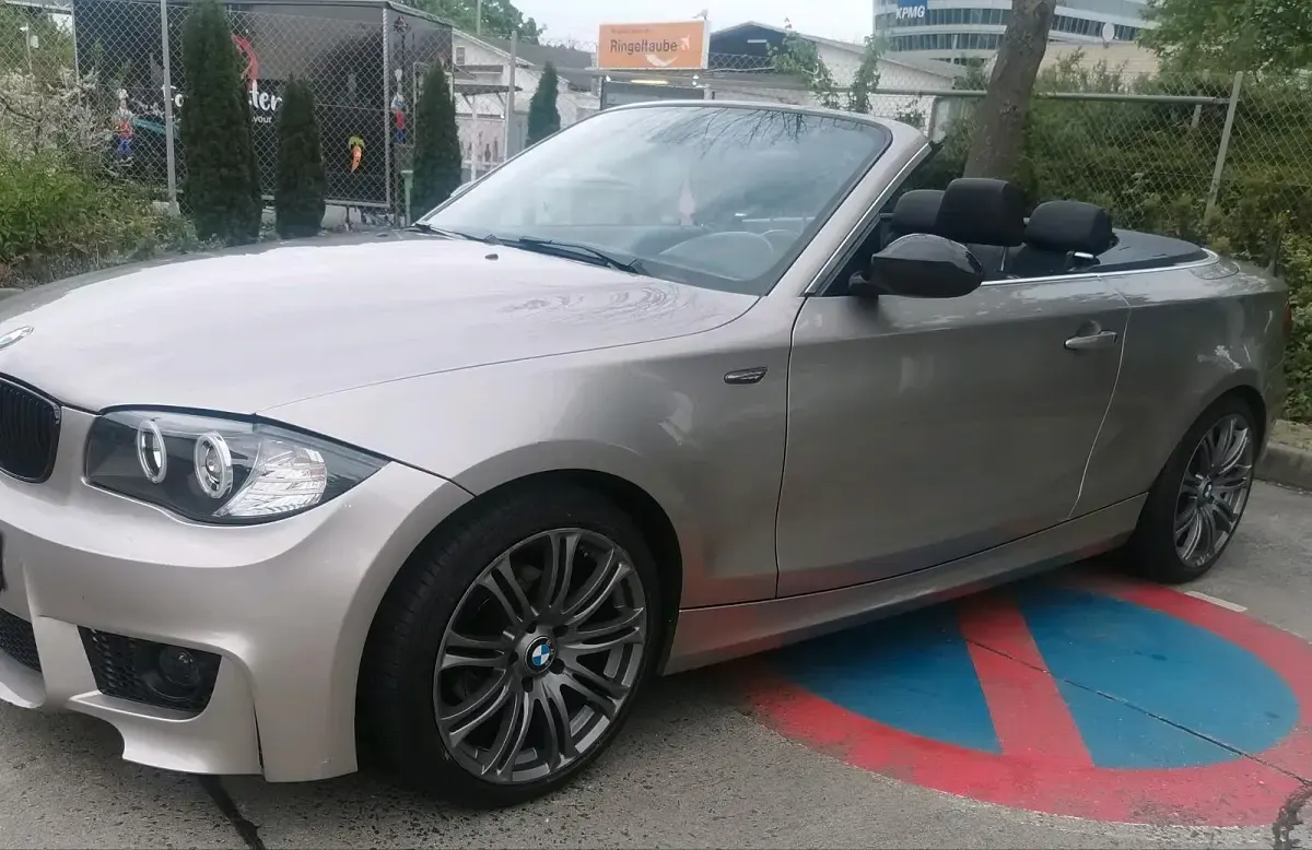 Gebraucht BMW 118 Cabriolet 143 PS (105 kW) 2010 Beige Cabrio