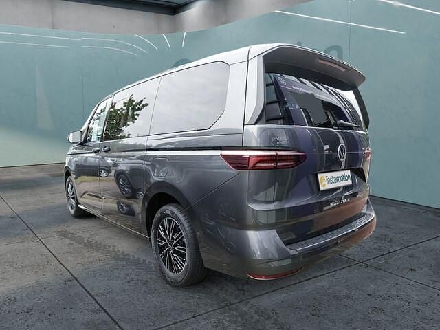 Gebraucht VW Multivan 150 PS (110 kW) 2024 Grau Van