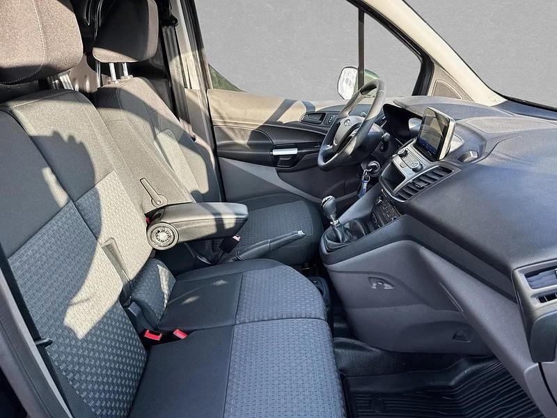 Gebraucht Ford Transit Trend 101 PS (74 kW) 2024 Schwarz Van