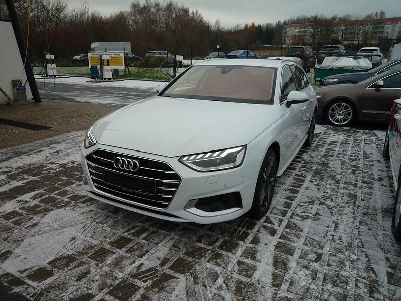 Gebraucht Audi A4 Advanced 286 PS (210 kW) 2022 Weiß Kombi