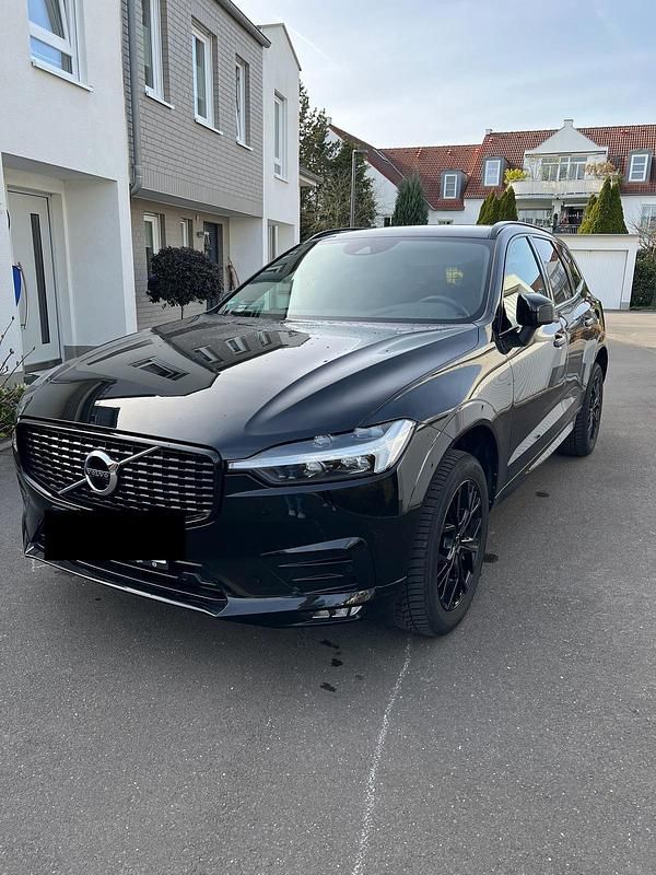 Schwarz Gebraucht 2021 Volvo XC60 R-Design SUV | 33.000 € (Fairer Preis) - Bild 1/4