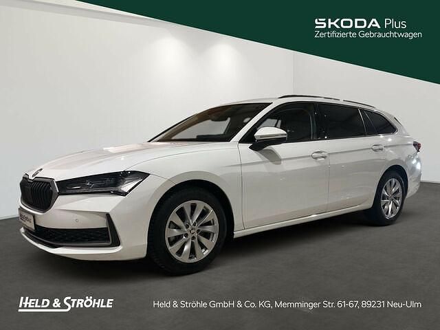 Kristallweiß uni Gebraucht 2024 Skoda Superb Selection Kombi | 34.910 € (Teuer) - Bild 1/2