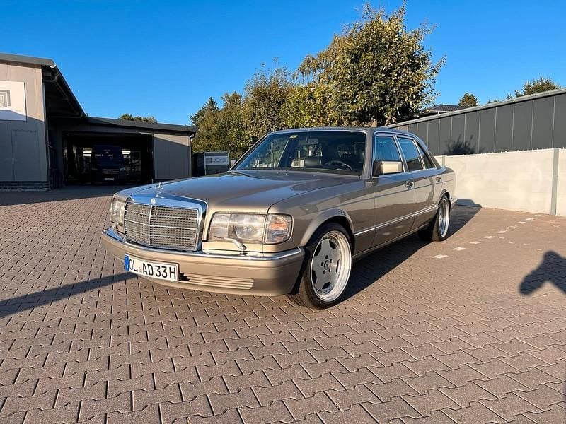 Gebraucht Mercedes 560 272 PS (200 kW) 1986 Beige Limousine