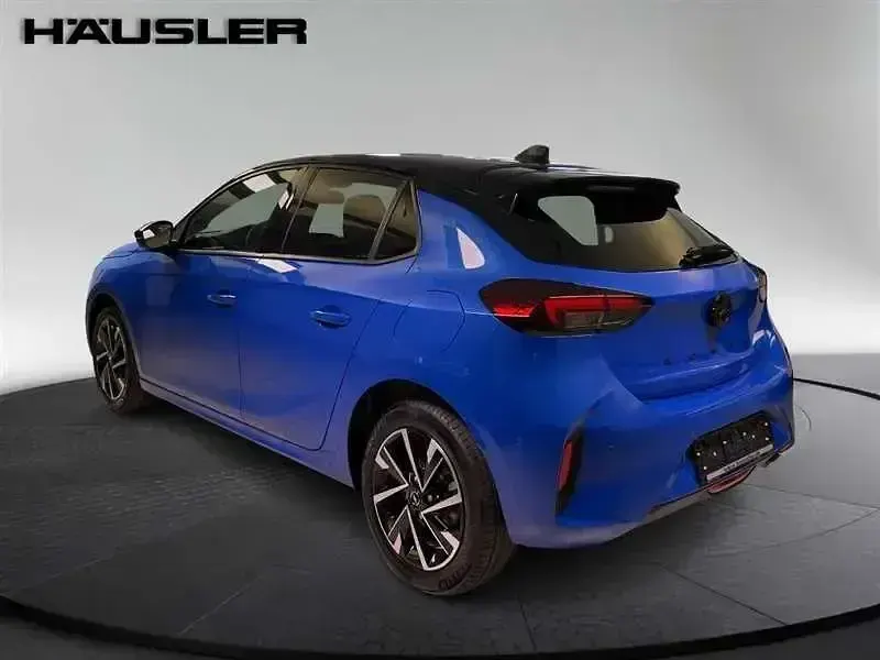 Używany Opel Corsa 131 KM (96 kW) 2024 Niebieski Hatchback