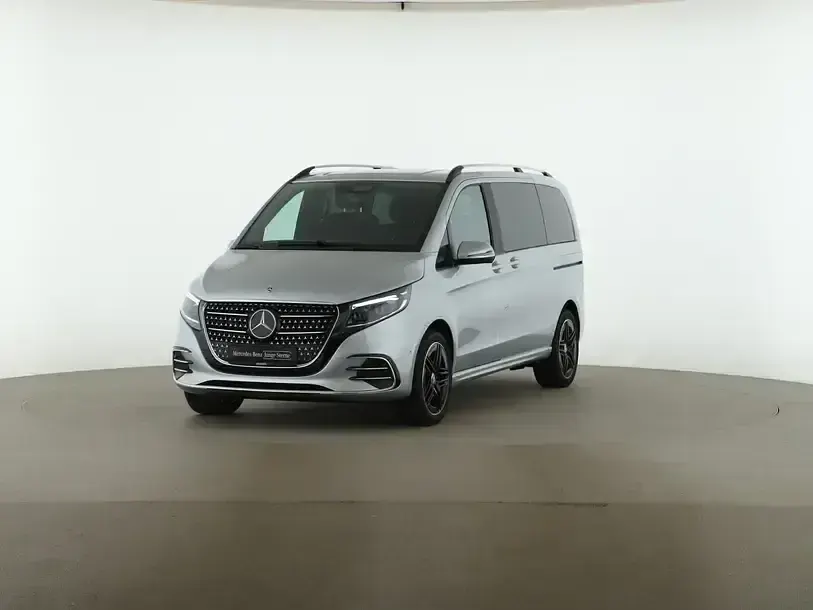 Gebraucht Mercedes V250 Style 190 PS (139 kW) 2025 Silber Van / Kleinbus