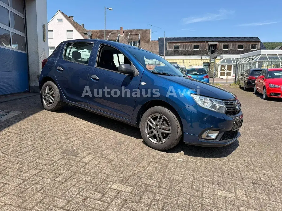 Gebraucht Dacia Sandero Ambiance 73 PS (53 kW) 2017 Blau Limousine