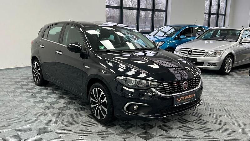Gebraucht Fiat Tipo Lounge 95 PS (69 kW) 2018 Schwarz Limousine