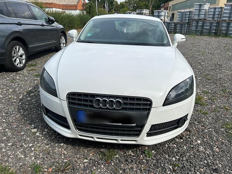 Weiß Gebraucht 2008 Audi TT Coupé | 6.300 € (Fairer Preis) - Bild 1/4