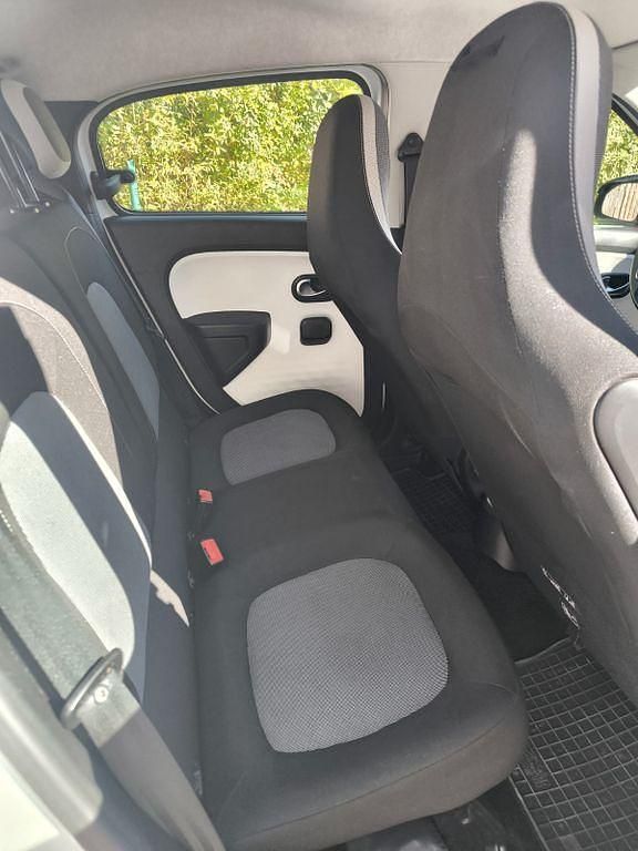 Gebraucht Renault Twingo Life 69 PS (50 kW) 2018 Weiß Kleinwagen