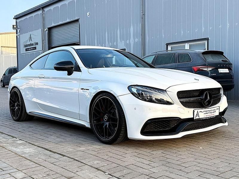 Weiß Gebraucht 2016 Mercedes C63S AMG AMG Coupé | 41.950 € (Superpreis) - Bild 1/4