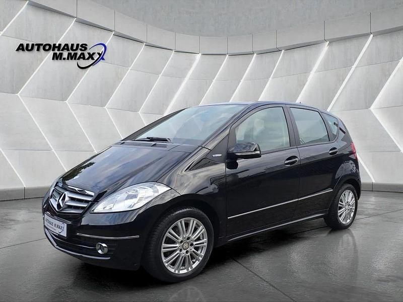 Schwarz Gebraucht 2010 Mercedes A160 Elegance Limousine | 7.650 € (Teuer) - Bild 1/4