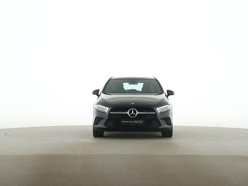 Gebraucht Mercedes A250 Progressive 160 PS (117 kW) 2022 Schwarz Limousine