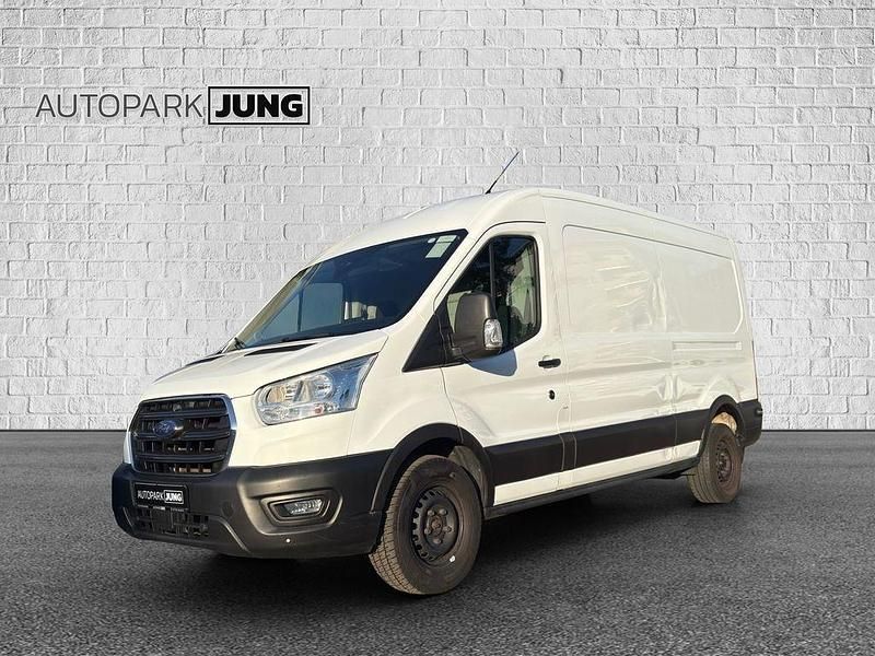 Gebraucht Ford Transit Trend 131 PS (96 kW) 2022 Weiß Van / Kleinbus