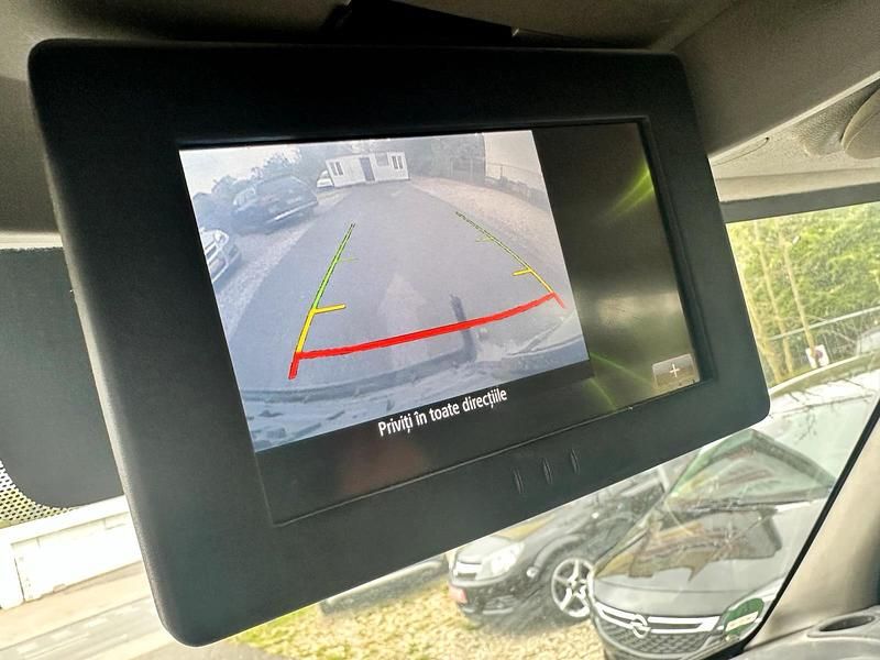 Second-hand Renault Master 170 CP (125 kW) 2018 Alb Van