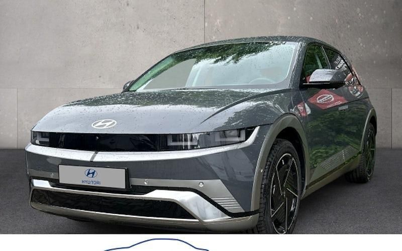 Grau Neu 2025 Hyundai Ioniq 5 SUV | 50.990 € (Etwas zu teuer) - Bild 1/4